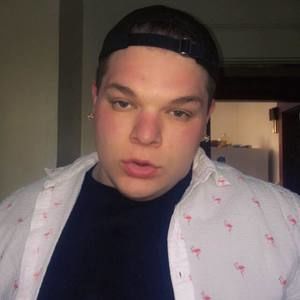 Meet your Posher, Devin